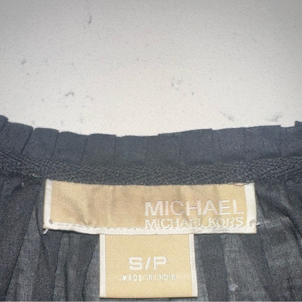 MICHAEL Michael Kors Black Blouse with Gold Detailing Women’s Small - Picture 9 of 9
